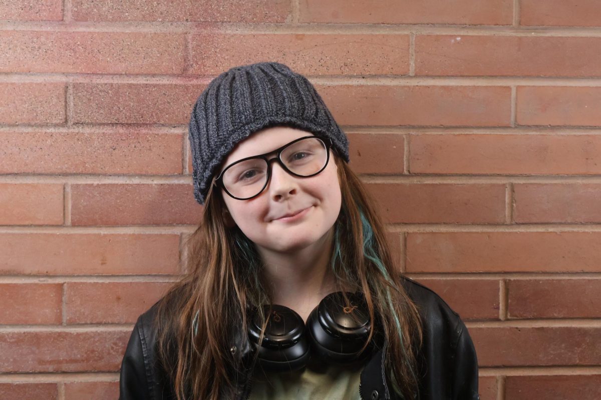 Almond Hiestand (she/they)